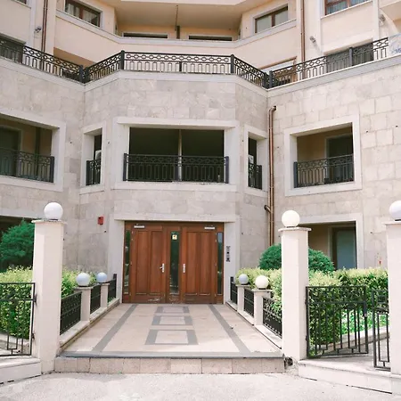 - Two Bedroom On The 金沙