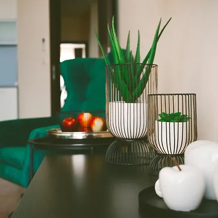 Апартаменти - Two Bedroom On The Золоті Піски