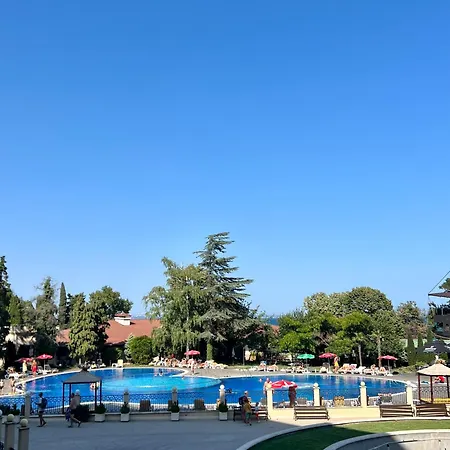 Apartment - Two Bedroom On The