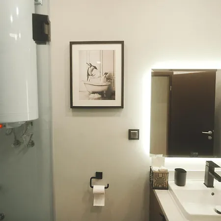 Apartment - Two Bedroom On The